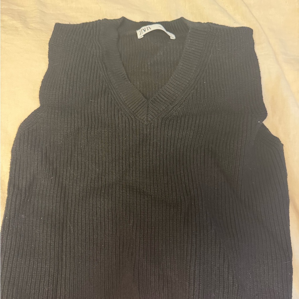 Zara womens Black Sweater Vest